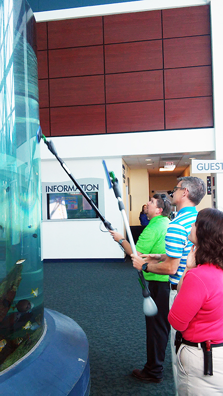 HydroClean demo done by Lee at the Ripley’s Aquarium